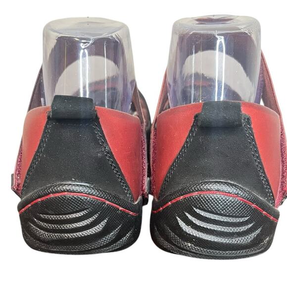 J-41 ADVENTURE Peak‎ Burgundy Leather Slip On Trail Flat Women’s Size 8 - Picture 4 of 7
